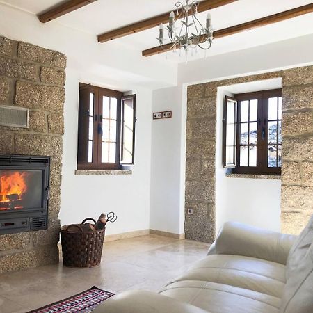 Laje House Fireplace Entire House Wifi Fundão Exterior photo